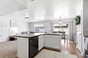 160 Arlington Way, Harrisville, UT 84414 - Photo 9