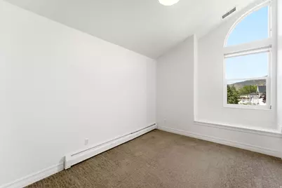 720 E Center St, Bountiful, UT 84010 - Photo 27