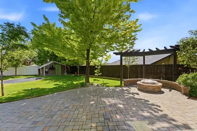 720 E Center St, Bountiful, UT 84010 - Photo 71