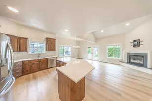 2169 Orchard Pines Loop, Bountiful, UT 84010 - Photo 3