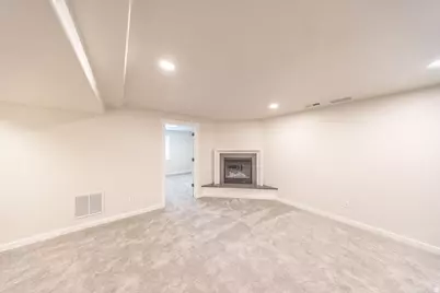 2169 Orchard Pines Loop, Bountiful, UT 84010 - Photo 25