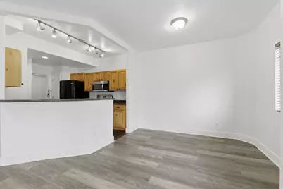 8454 S Ivy Springs Ln, West Jordan, UT 84081 - Photo 9