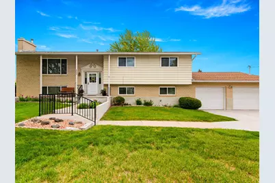 4043 S 5350 W, Hooper, UT 84315 - Photo 1