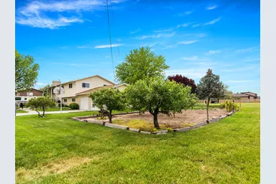 4043 S 5350 W, Hooper, UT 84315 - Photo 5
