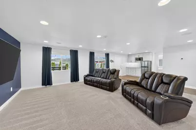 6170 N Boulter Peak Ln, Eagle Mountain, UT 84005 - Photo 25