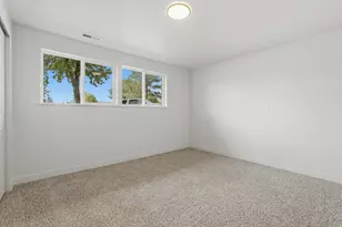 9161 S Lazon Cir, Sandy, UT 84094 - Photo 23