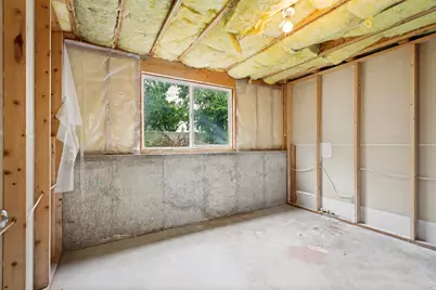 2452 S 1500 W, Woods Cross, UT 84087 - Photo 25