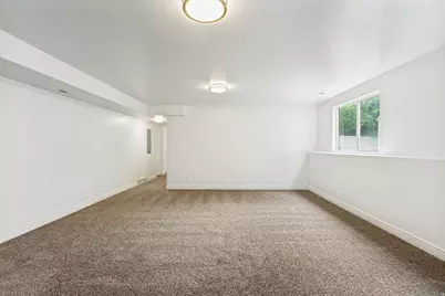 2452 S 1500 W, Woods Cross, UT 84087 - Photo 19