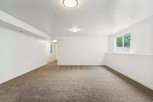 2452 S 1500 W, Woods Cross, UT 84087 - Photo 19