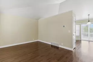 1109 E 3350 N, Layton, UT 84040 - Photo 3