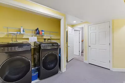 1109 E 3350 N, Layton, UT 84040 - Photo 17