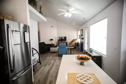 385 W Brigham Rd #22, Saint George, UT 84790 - Photo 11