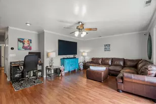 360 W 4900 S, Washington Terrace, UT 84405 - Photo 5