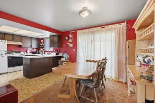 1387 W 2600 N, Clinton, UT 84015 - Photo 7