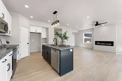 446 N 460 E #9, Salem, UT 84653 - Photo 7