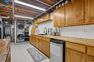 3779 S 2000 E, Salt Lake City, UT 84109 - Photo 37