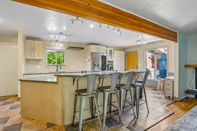 3779 S 2000 E, Salt Lake City, UT 84109 - Photo 11