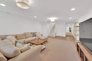 295 S 1550 E, Bountiful, UT 84010 - Photo 25