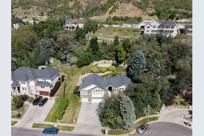 295 S 1550 E, Bountiful, UT 84010 - Photo 55