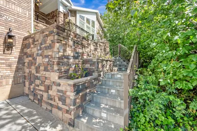295 S 1550 E, Bountiful, UT 84010 - Photo 43