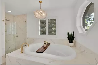 295 S 1550 E, Bountiful, UT 84010 - Photo 23