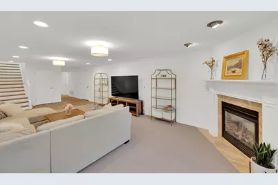 295 S 1550 E, Bountiful, UT 84010 - Photo 29