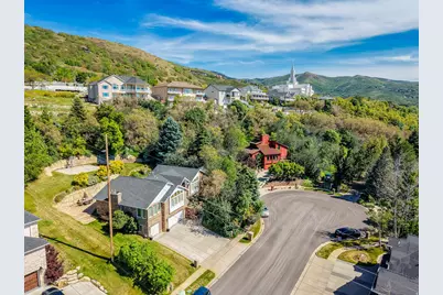 295 S 1550 E, Bountiful, UT 84010 - Photo 3