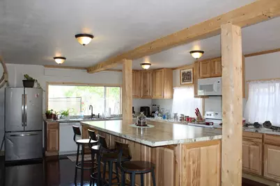 200 W & 230 W 100 N, Hanksville, UT 84734 - Photo 3