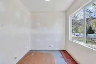 71 N Church St W, Eureka, UT 84628 - Photo 15