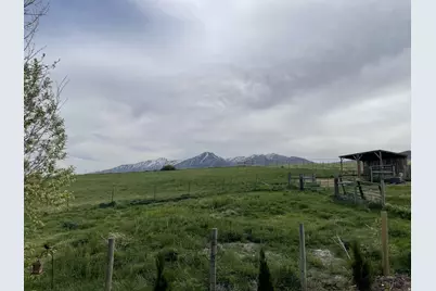 7030 W 2100 N, Petersboro, UT 84325 - Photo 17