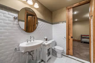 9621 S Glacier Park Ln, Sandy, UT 84092 - Photo 25