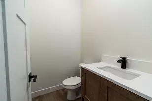 859 E 130 N, Hyde Park, UT 84318 - Photo 31