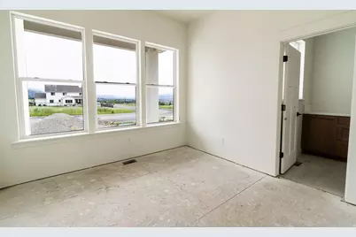 859 E 130 N, Hyde Park, UT 84318 - Photo 11