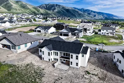 859 E 130 N, Hyde Park, UT 84318 - Photo 25