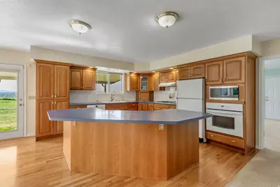 1671 Cherokee Cir, Ogden, UT 84403 - Photo 7