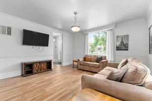 257 N 200 E, Provo, UT 84606 - Photo 9