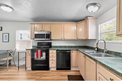 257 N 200 E, Provo, UT 84606 - Photo 17