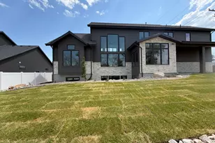 6382 W Hollys Pond Ln, Herriman, UT 84096 - Photo 43