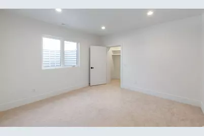 6382 W Holly's Pond Ln, Herriman, UT 84096 - Photo 37