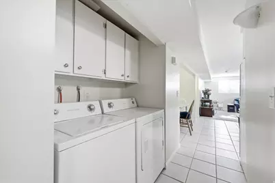 10185 S Chattel Cir W, South Jordan, UT 84095 - Photo 29