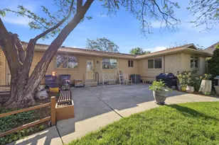 10185 S Chattel Cir W, South Jordan, UT 84095 - Photo 31