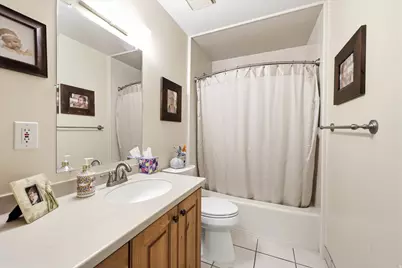 10185 S Chattel Cir W, South Jordan, UT 84095 - Photo 13