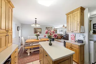 10185 S Chattel Cir W, South Jordan, UT 84095 - Photo 5