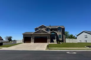 5577 S 4650 W, Hooper, UT 84315 - Photo 17