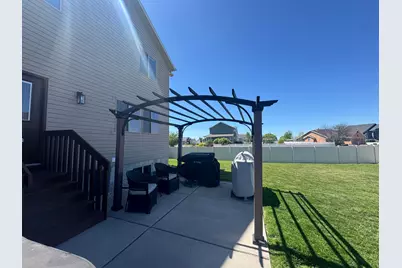 5577 S 4650 W, Hooper, UT 84315 - Photo 15