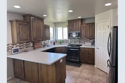 5577 S 4650 W, Hooper, UT 84315 - Photo 23