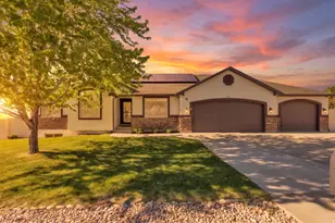 23 E Park Dr, Elk Ridge, UT 84651 - Photo 3
