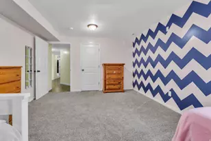 23 E Park Dr, Elk Ridge, UT 84651 - Photo 33