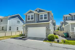 15181 S Sabre Pl, Bluffdale, UT 84065 - Photo 3