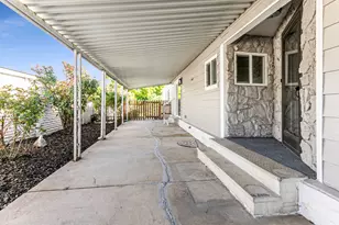65 W Alta Way, Sandy, UT 84070 - Photo 3